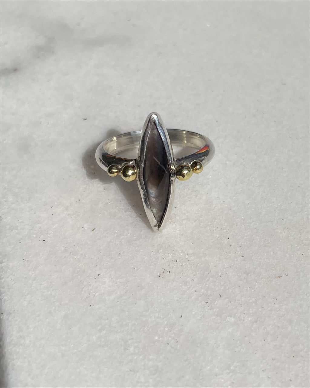 Black mother of pearl ring